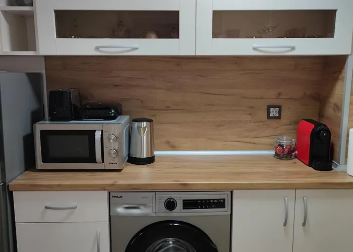 деси Burgas City