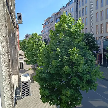 Apartament деси *